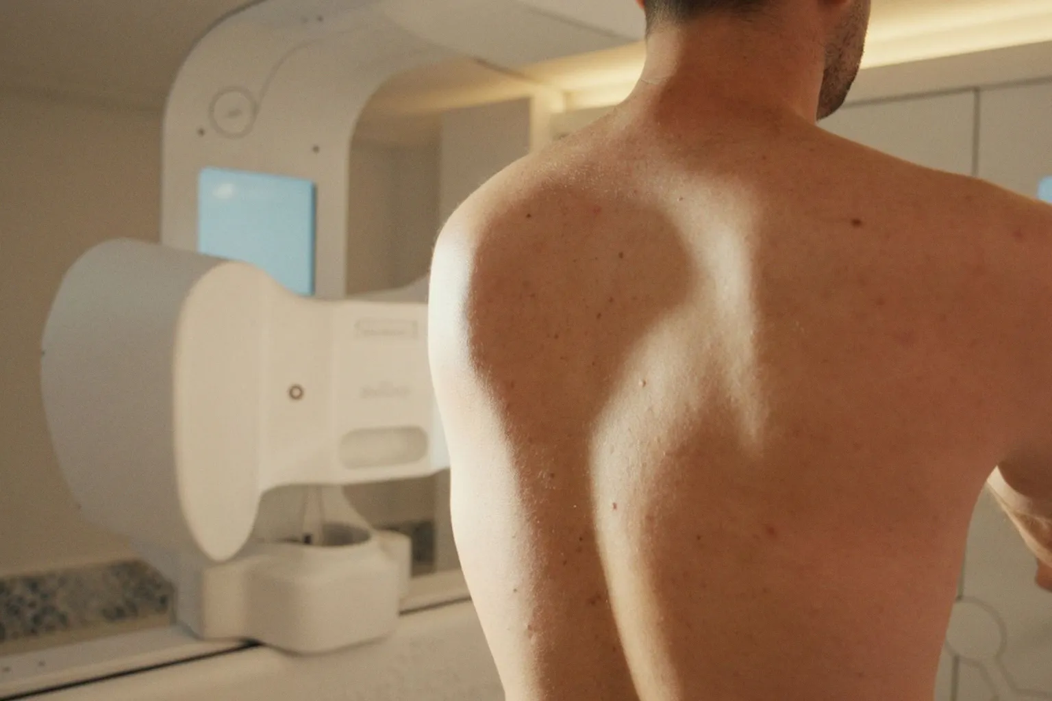 La inteligencia artificial transforma el control dermatológico y la detección del melanoma