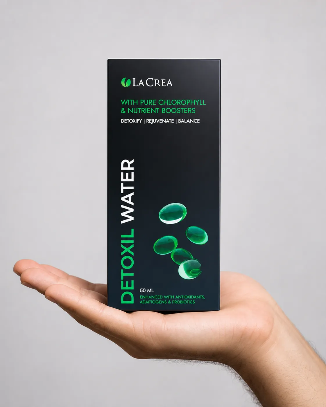 Detoxil water parasites — el envase en la mano