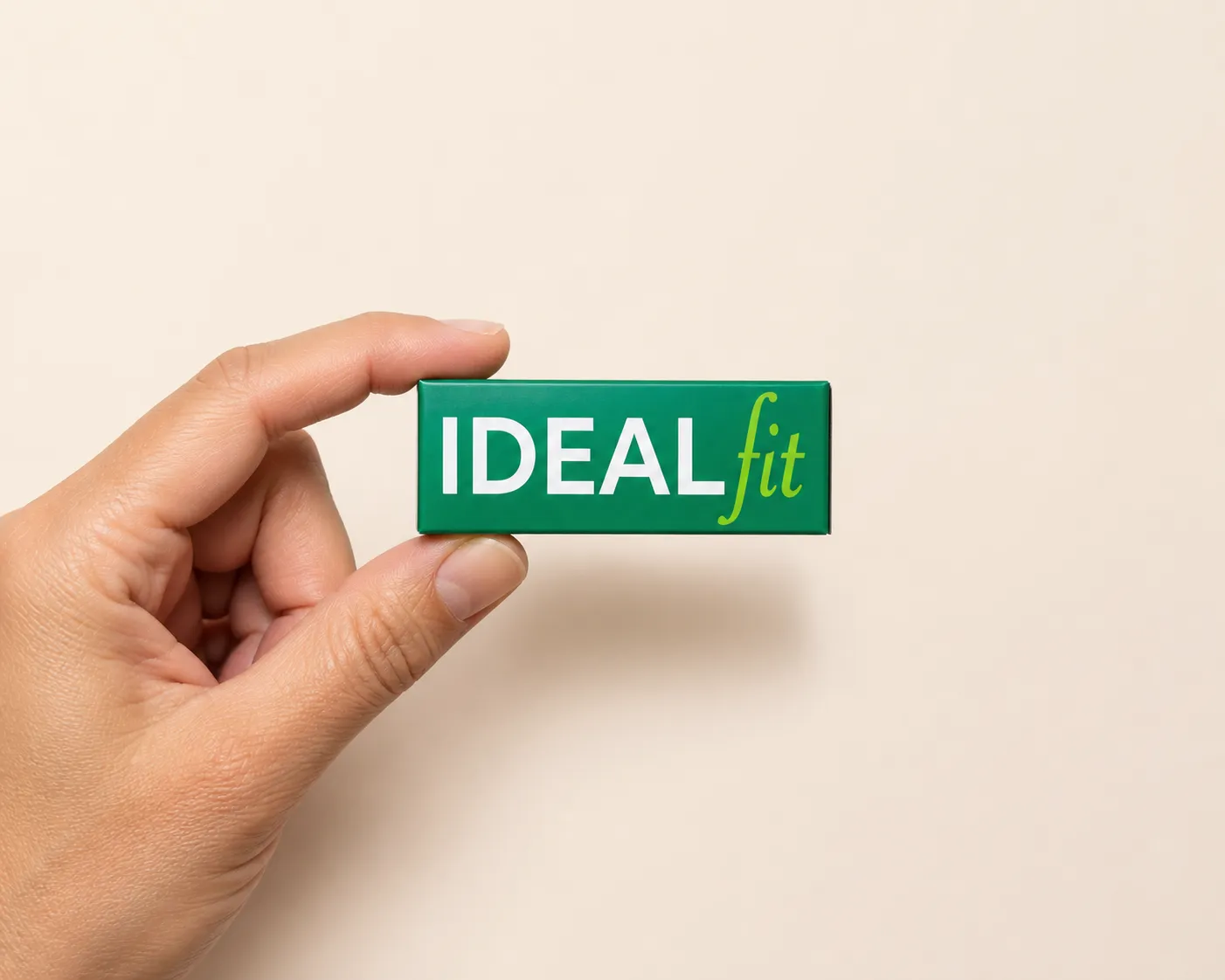IdealFit — el envase en la mano