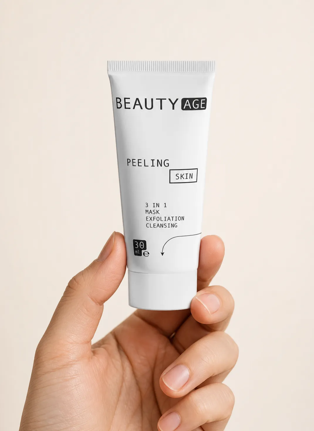 BEAUTY AGE COMPLEX — el envase en la mano